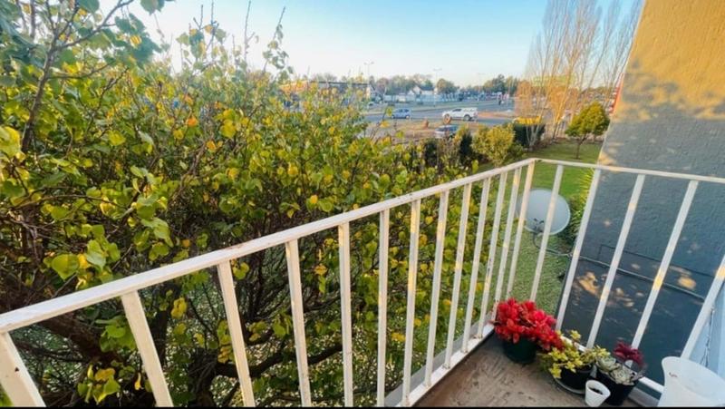 To Let 2 Bedroom Property for Rent in Baillie Park North West